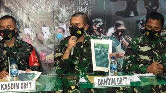 2 Petinggi TNI di Gresik Diisukan Meninggal Setelah Divaksin, Ini Faktanya