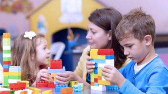 Lego Ajarkan Anak Berpikir Kritis, Ini Ragam Manfaat Lainnya