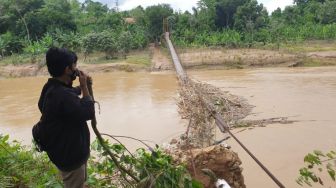Pemkab Lebak Butuh 19,8 M Perbaiki Jembatan dan Jalan Rusak Akibat Banjir