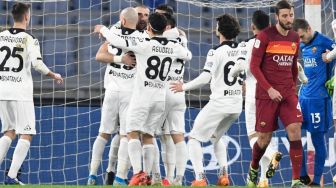 Kalah Tos-Tosan 4-2 dari Spezia, AS Roma Terdepak dari Piala Italia