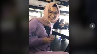 Gara-Gara Ikuti Tren Fesyen, Wanita Ini Alami Hal Memalukan di Tempat Umum