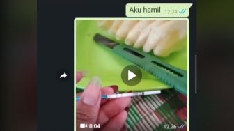 Prank Pacar Pakai Test Pack Positif, Gadis Ini Dapat Respons Tak Terduga