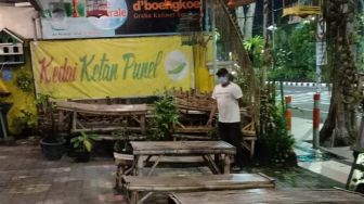 Jeritan Penjual Ketan Punel Surabaya: Apa Virus Corona Lewatnya Jalan Darmo Saja?