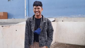 Ricky Cuaca Bela Buku Diet Tya Ariestya yang Kontroversial