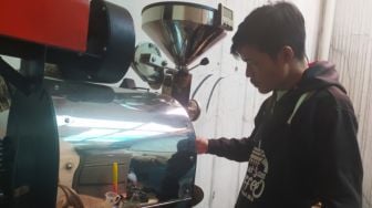 Bisnis Roasting di Tengah Pembatasan Jam Operasional Coffee Shop