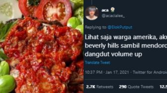 Gegara Aksi Bule Ini, Viral Cuitan Publik Ingin ke Amerika Jual Makanan