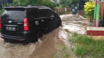 BPBD: 21 Wilayah di Bekasi Terendam Banjir, Turap di Jatiasih Longsor