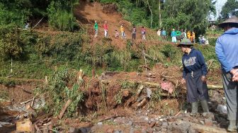 Warga Dengar Suara Gemuruh, Sebelum Terjadi Longsor di Kaliangkrik Magelang