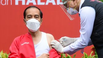Simbolisasi Vaksinasi Jokowi Tak Dongkrak Minat Warga Mau Divaksin Covid-19