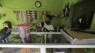 Harga Cabai Mahal, Makan di Warung Pakai Sambal Dipatok Tambah Rp 4.000