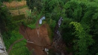 Bikin Merinding! Penyangga Jembatan Sebuah Desa di Boyolali Ambrol