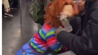 Geger Wanita Tanpa Masker Diserang 'Chucky', Tak Ada yang Menolong