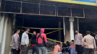 Terkuak, Nurman Bakar Minimarket Sajir dengan Ledakan Gas Pakai Popok Bayi