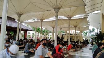 Alhamdulillah, Warga Jabar Bisa Tarawihan di Masjid dengan Syarat Ini