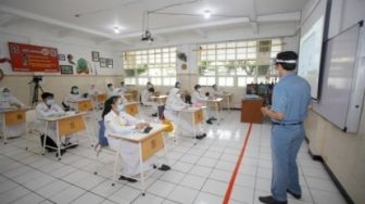 Hindari Klaster Baru Saat Belajar Tatap Muka, Sekolah Wajib Lapor