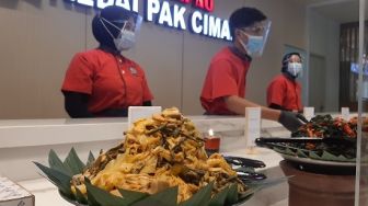 Wih, Ada Nasi Shirataki di Restoran Nasi Kapau Kedai Pak Ciman