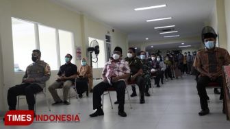 Tahap Pertama, 2834 Nakes di Kabupaten Blitar Disuntik Vaksin Covid-19