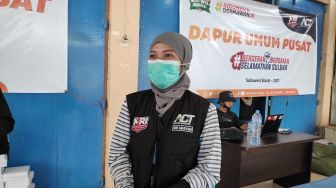 Demi Bantu Korban Gempa Sulbar, Siti Maryam Rela Rindukan Keluarga