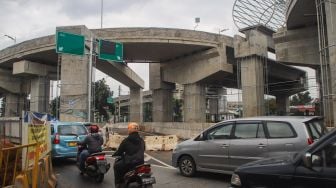 Akses ke Jalan Joe Tertutup Flyover Tapal Kuda, Ini Kata Pemprov DKI