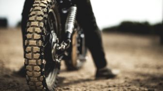 Pakai Ban Dual Purpose? Tidak Cocok Bila Tunggangan Jenis Motor Sport