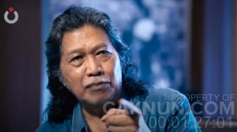 Cak Nun Heran Lihat Umat Islam Indonesia Benci Khilafah