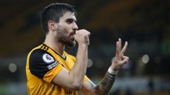 Kalahkan Arsenal, Ruben Neves Beri Persembahan Spesial untuk Istrinya