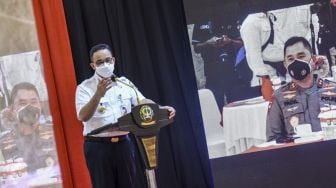 Jakarta Bermasker, Anies: Pakai Masker Lebih Nyaman daripada Kena Covid-19