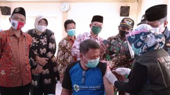 Vaksinasi Covid-19 Tahap Pertama di Lamongan Capai 90 Persen Lebih