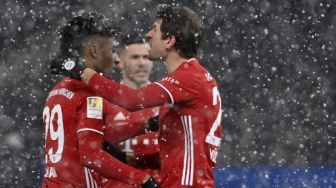 Jelang Bayern Munich vs Lazio, Hansi Flick Tunggu Kebugaran Neuer dan Coman