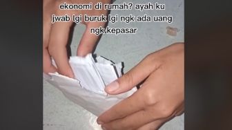 Orangtua Tak Punya Uang, Anak Santri Beri Kejutan Bikin Nangis