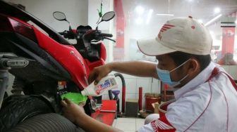 Tersedia Layanan Honda Care Bagi Pemilik Kendaraan Roda Dua Terdampak Banjir Jayapura