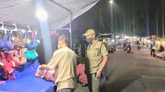 Langgar PPKM Mikro, Pasar Malam di Larangan Kota Tangerang Dibubarkan