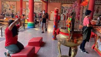 Suasana Berbeda Imlek di Vihara Samudra Dharma Batam, Sepi Tanpa Barongsai