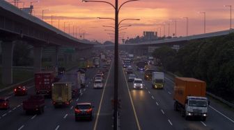 Kondisi Lalin Terkini: Jalan Tol Jagorawi Padat, Tol Japek Lancar