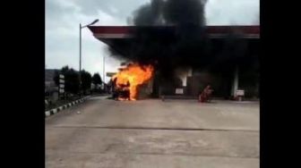 Kebakaran Maut di SPBU Batuaji, 2 Bocah Tewas Terpanggang di Mobil