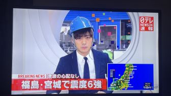 Ketika Pembaca Berita Tampil dengan Helm Saat Laporkan Gempa Jepang