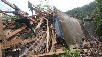 Update Pencarian Korban Longsor Nganjuk, 12 Orang Ketemu, 9 Masih Hilang