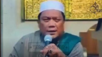 Ustaz Yahya Waloni Bantah Keras Alasan Masuk Agama Islam Karena Kepentingan