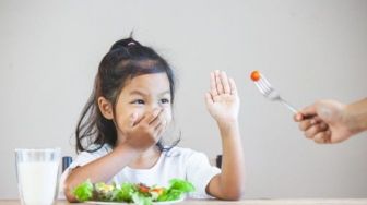 Susah Memberikan Makanan ke Anak, Ini yang Harus Dilakukan