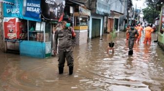 Ratusan Warga Jakarta Kebanjiran Selasa Hari Ini