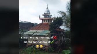 Viral Siaran Masjid Sandal Pak RT Hilang, Publik: Besok Giliran Istri Pak