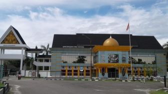 Pasien Covid-19 yang Isolasi di Embarkasi Haji Balikpapan Akan Dipindahkan