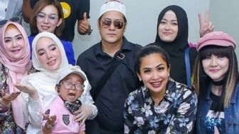 Gus Anom Ciptakan 2 Lagu untuk Mengenang Almarhumah Istri