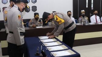 Upacara Pengambilan Sumpah Personel Polres Muara Enim