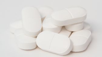 Meski Dapat Dibeli Tanpa Resep Dokter, Amankah Minum Paracetamol Setiap Hari?