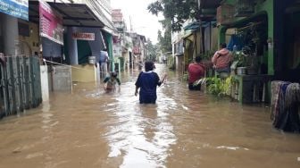 Banjir Rendam Perumahan Grand Mekarsari Residence Cileungsi