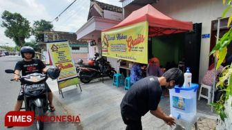 Inspiratif! Rumah Makan Gratis Blitar, Makan di Tempat Dilarang Bawa Pulang