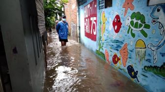 Kali Ciliwung Meluap, Pemukiman Warga di Kebon Pala Terendam Banjir Lagi