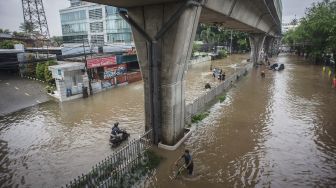Diguyur Hujan Lebat, 10 RT dan Satu Jalan di Jakarta Kebanjiran