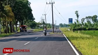 Banyuwangi Punya Tiang Listrik di Tengah Jalan, ini Penampakannya